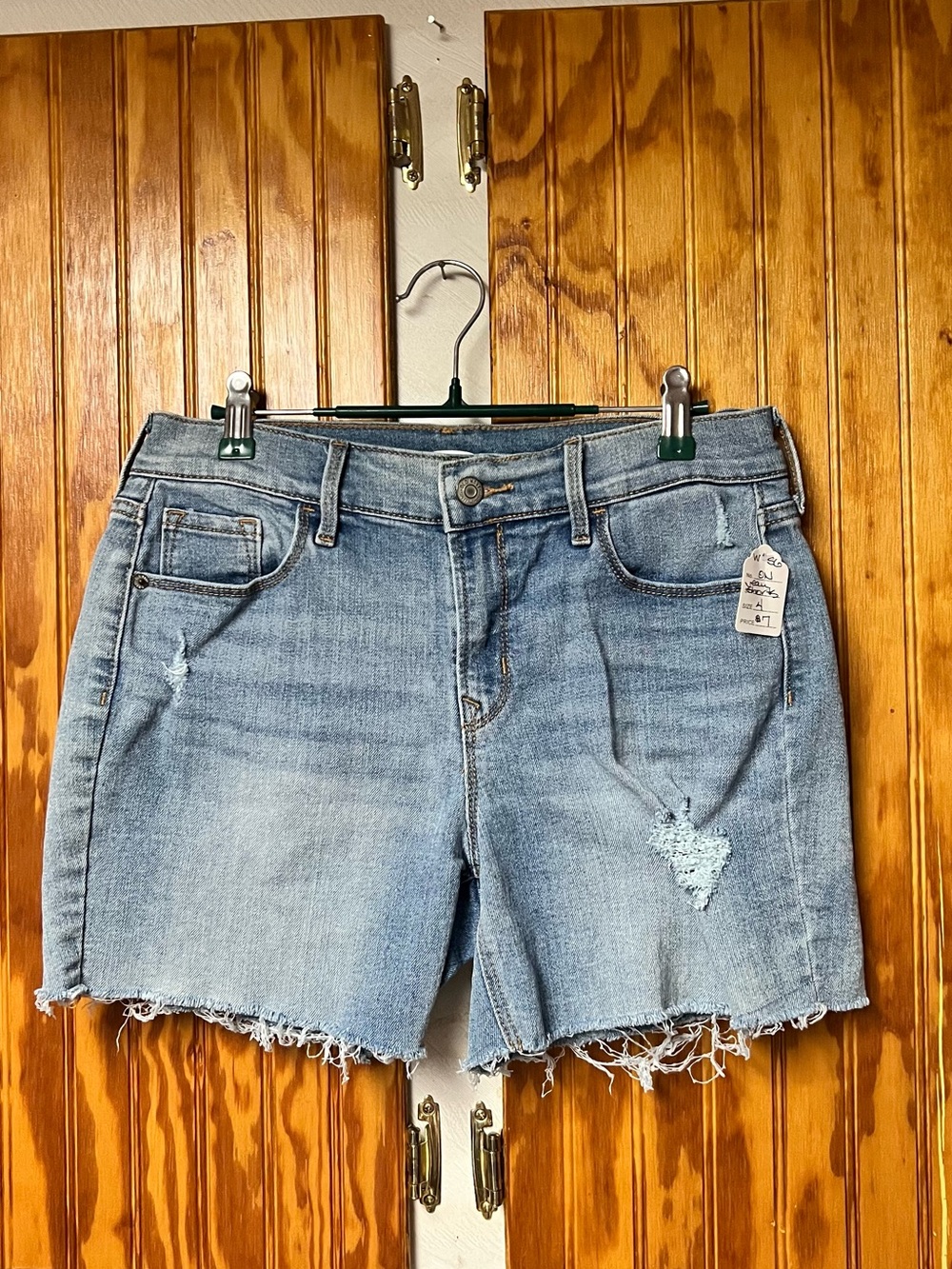 Old Navy Light Blue Distressed Denim Shorts size 4